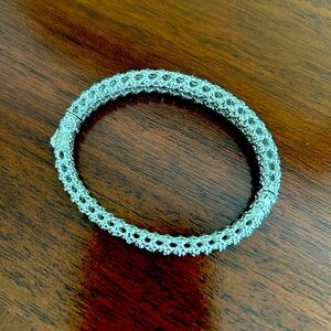 Kendra Scott bracelet